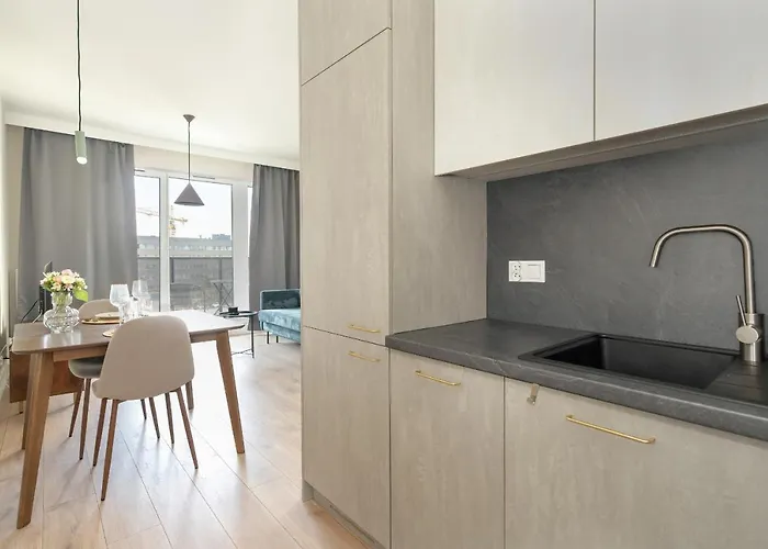 Wojciechowskiego With Parking By Renters شقة *